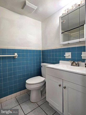 7125 LINDBERGH BLVD, Philadelphia, PA 19153