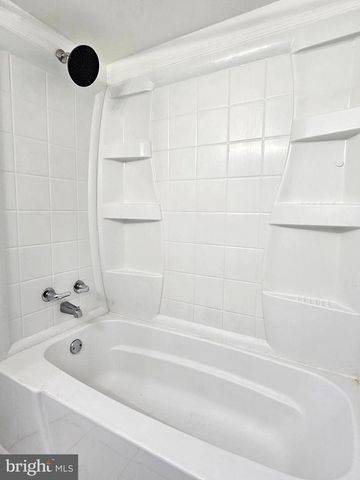 7125 LINDBERGH BLVD, Philadelphia, PA 19153