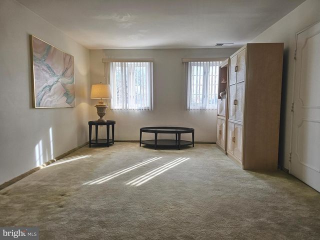 7125 LINDBERGH BLVD, Philadelphia, PA 19153