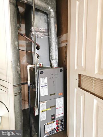 7125 LINDBERGH BLVD, Philadelphia, PA 19153