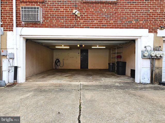 7125 LINDBERGH BLVD, Philadelphia, PA 19153