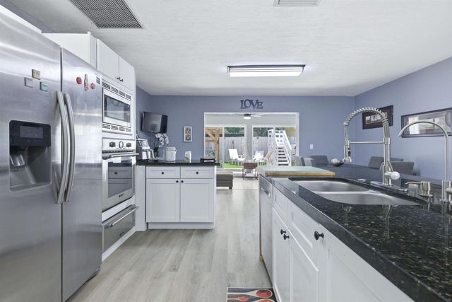 23287 SW 60th Avenue, Boca Raton, FL 33428