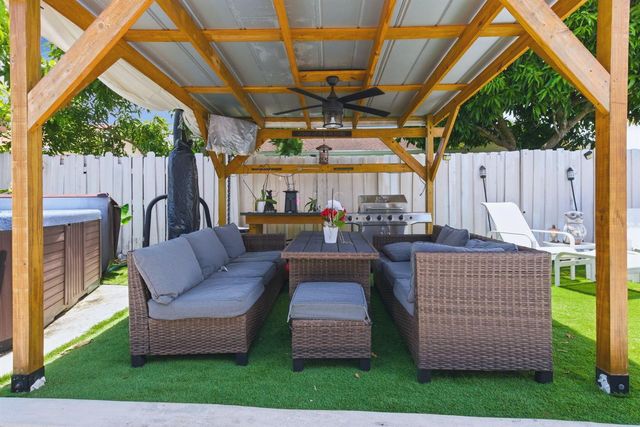 23287 SW 60th Avenue, Boca Raton, FL 33428