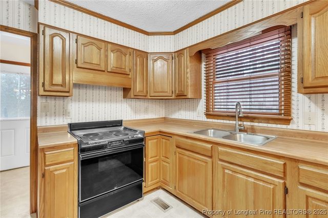 28 Ravens Wood Circle, Sanford, NC 27332