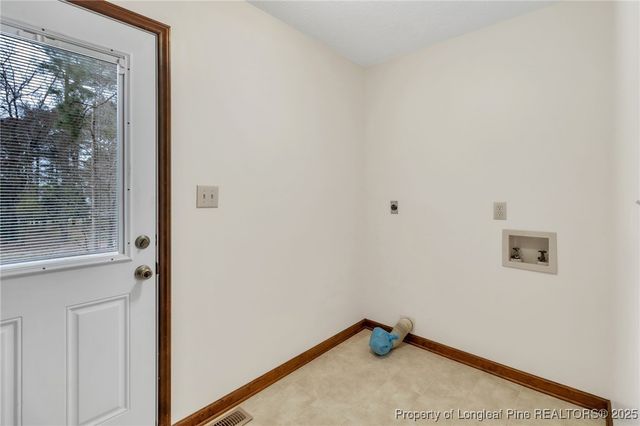 28 Ravens Wood Circle, Sanford, NC 27332