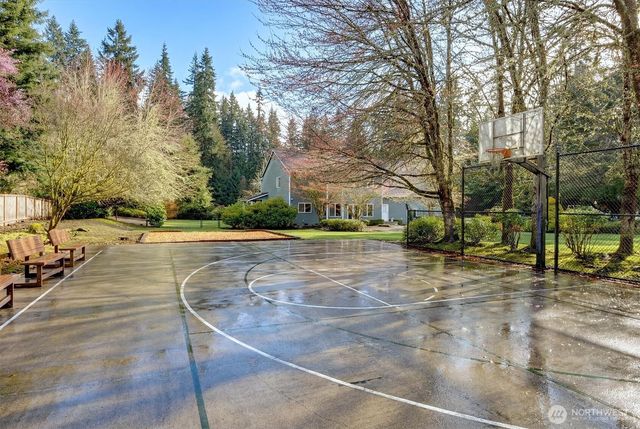 13205 218th Avenue NE, Woodinville, WA 98077