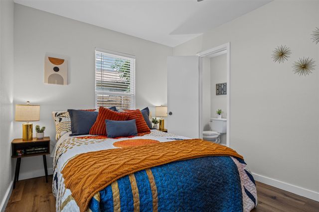 6211 Palm CIR, Austin, TX 78741