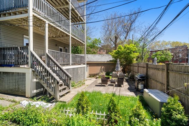 9 Aldwin Rd 1, Boston, MA 02131