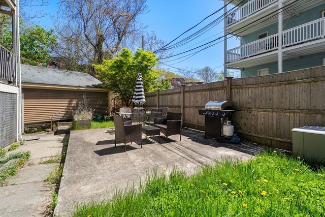 9 Aldwin Rd 1, Boston, MA 02131
