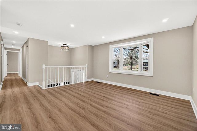 19158 DOWDEN CIR, Poolesville, MD 20837