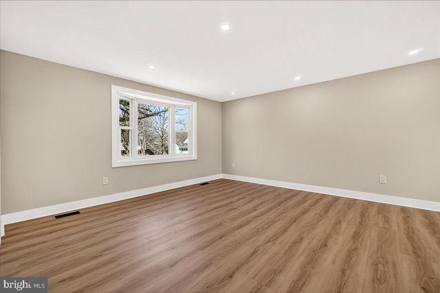 19158 DOWDEN CIR, Poolesville, MD 20837