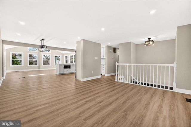 19158 DOWDEN CIR, Poolesville, MD 20837