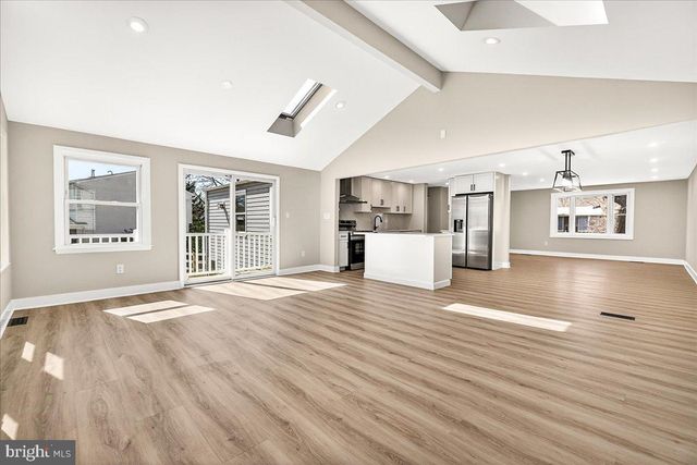 19158 DOWDEN CIR, Poolesville, MD 20837