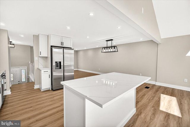 19158 DOWDEN CIR, Poolesville, MD 20837