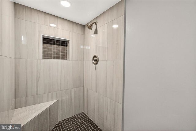 19158 DOWDEN CIR, Poolesville, MD 20837