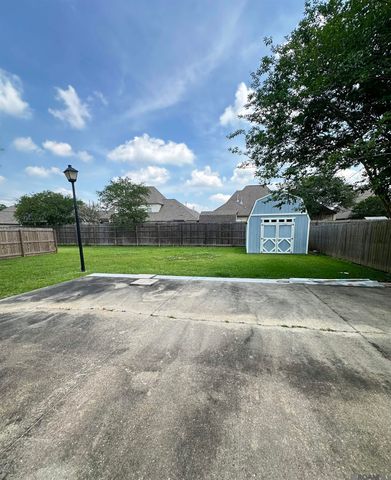 11333 Hampton Ct, Denham Springs, LA 70726