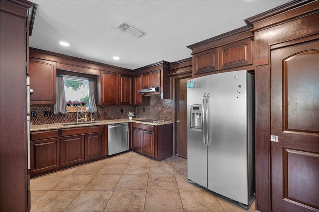 18003 Shadow Valley Drive, Spring, TX 77379
