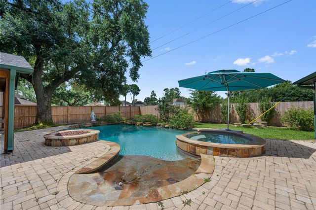 18003 Shadow Valley Drive, Spring, TX 77379