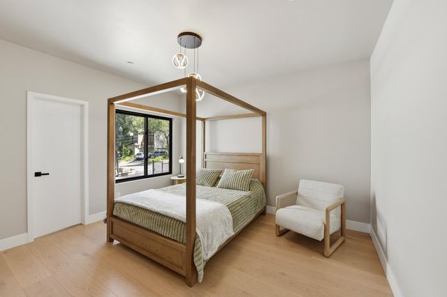 8061 Grand Ave, Fair Oaks, CA 95628