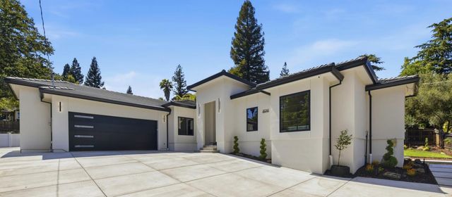 8061 Grand Ave, Fair Oaks, CA 95628