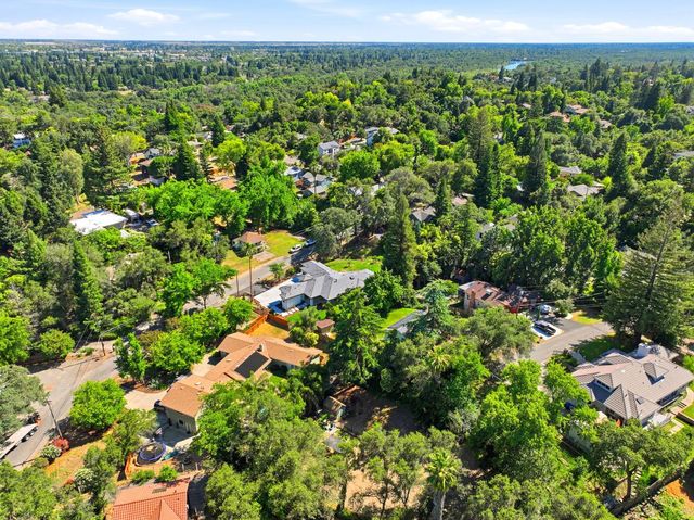 8061 Grand Ave, Fair Oaks, CA 95628
