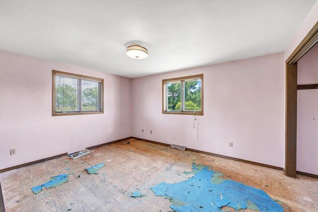 3760 FARMSTEAD ROAD, Green Bay, WI 54311