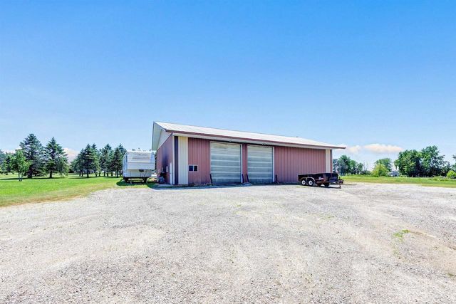 3760 FARMSTEAD ROAD, Green Bay, WI 54311