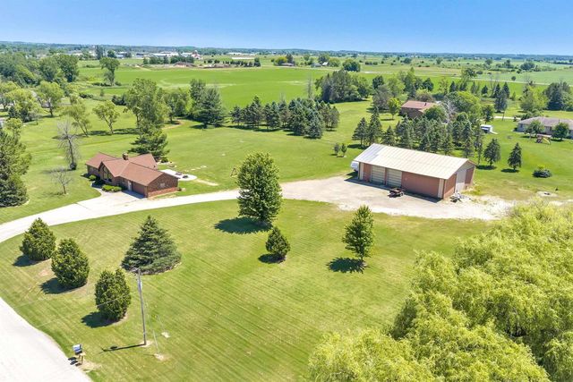 3760 FARMSTEAD ROAD, Green Bay, WI 54311