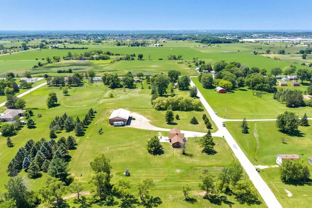 3760 FARMSTEAD ROAD, Green Bay, WI 54311