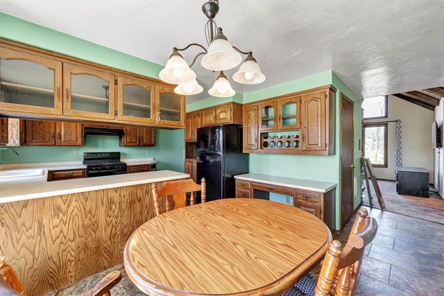 3760 FARMSTEAD ROAD, Green Bay, WI 54311