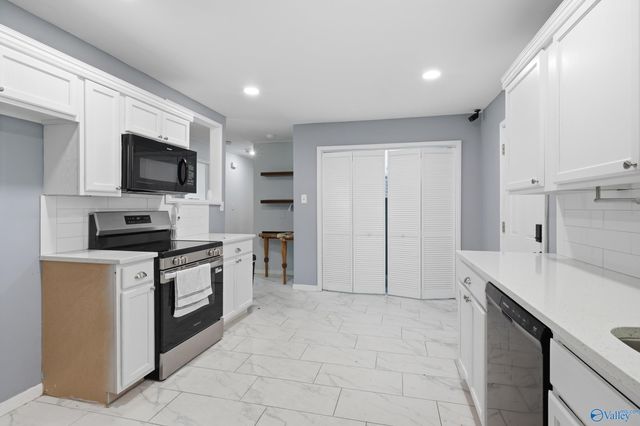 3006 Love Drive, Huntsville, AL 35816