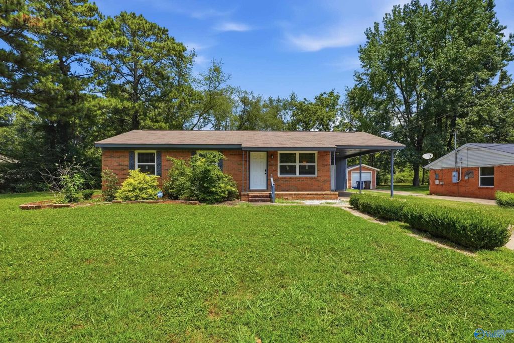 3006 Love Drive, Huntsville, AL 35816