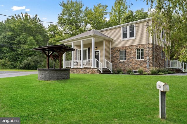 300 ROCK RD E, Lambertville, NJ 08530