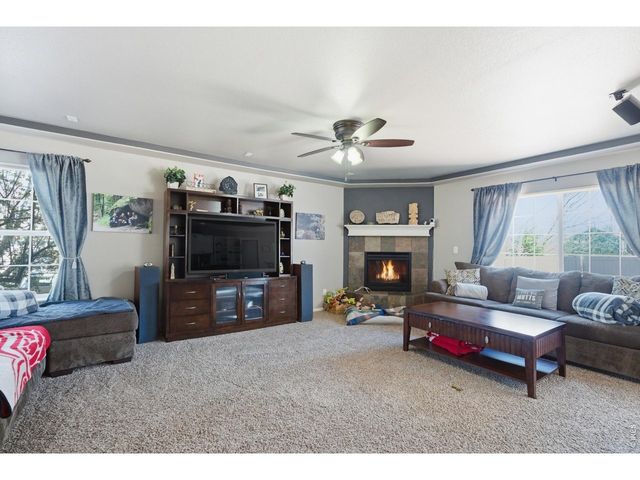 3627 Maplewood Ln, Johnstown, CO 80534