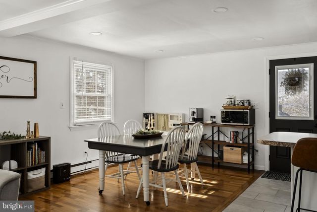 108 RED WELL RD, New Holland, PA 17557