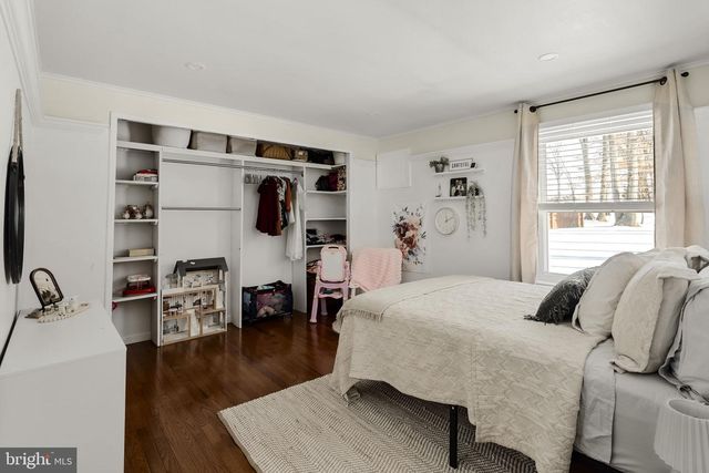 108 RED WELL RD, New Holland, PA 17557