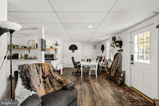 108 RED WELL RD, New Holland, PA 17557