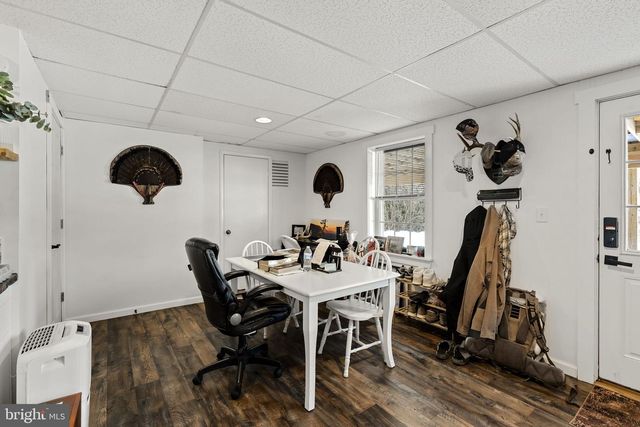 108 RED WELL RD, New Holland, PA 17557