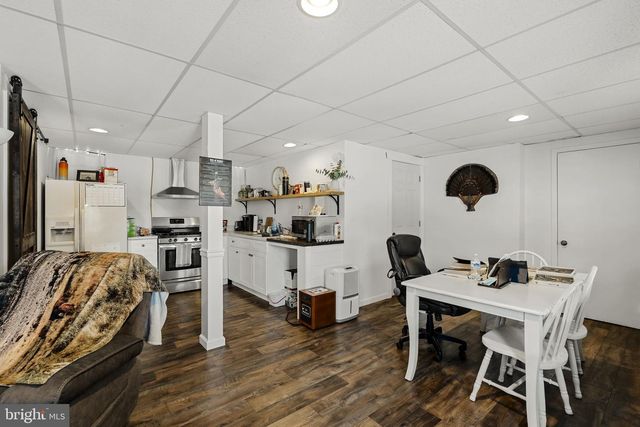 108 RED WELL RD, New Holland, PA 17557