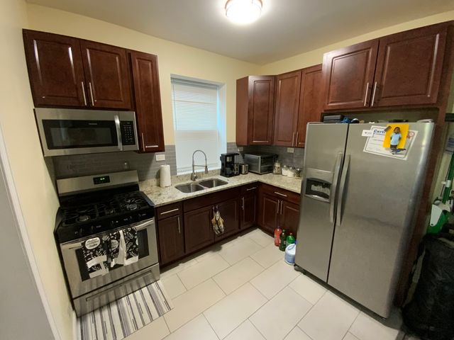 6639 S Rhodes Avenue, Chicago, IL 60637