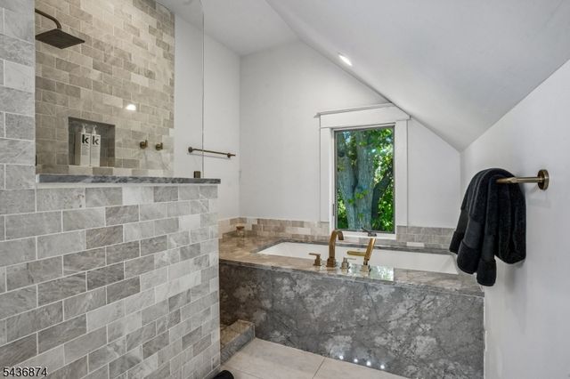 424 1ST STREET, Westfield Town, NJ 07090