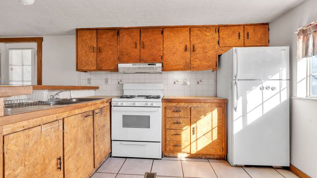 74 County rd 11 Road, Espanola, NM 87532