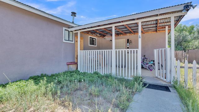 74 County rd 11 Road, Espanola, NM 87532