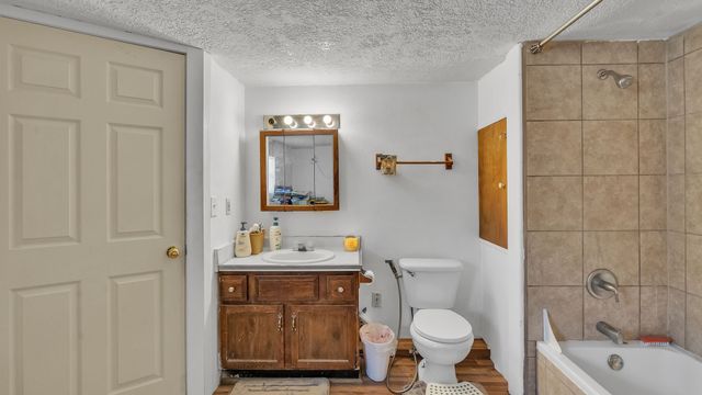 74 County rd 11 Road, Espanola, NM 87532