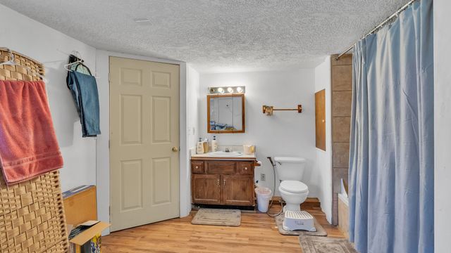 74 County rd 11 Road, Espanola, NM 87532