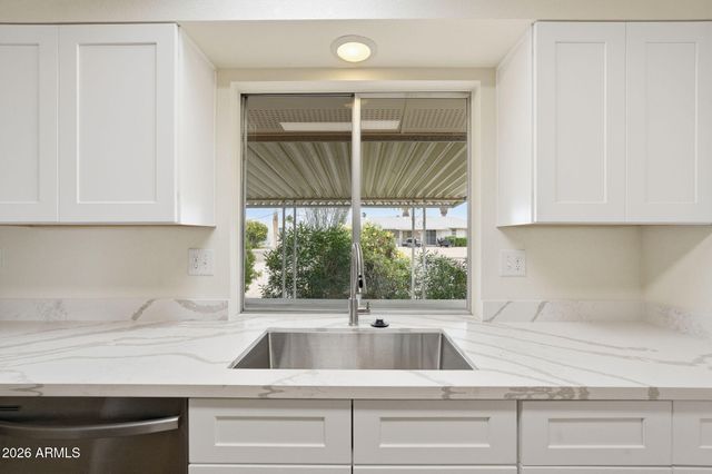 10838 W AMBER Trail, Sun City, AZ 85351