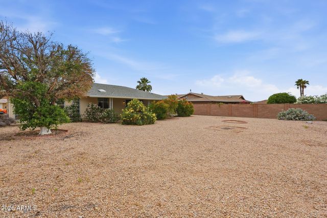 10838 W AMBER Trail, Sun City, AZ 85351