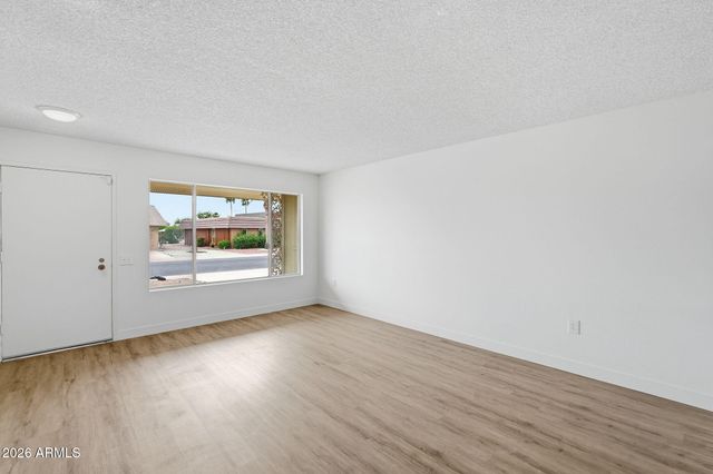 10838 W AMBER Trail, Sun City, AZ 85351