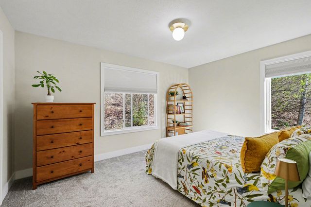 4211 Sand Valley Drive NE, Rockford, MI 49341