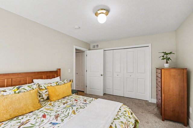 4211 Sand Valley Drive NE, Rockford, MI 49341